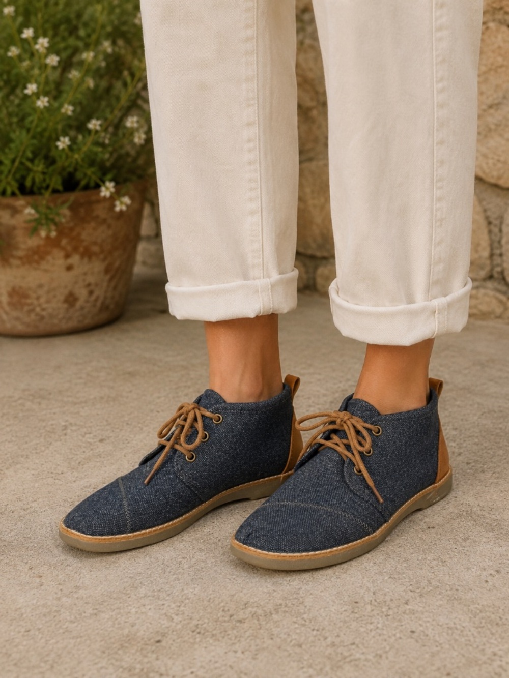 BOBS from Skechers Denim Chukka Boots Sz 7.5 Memory Foam